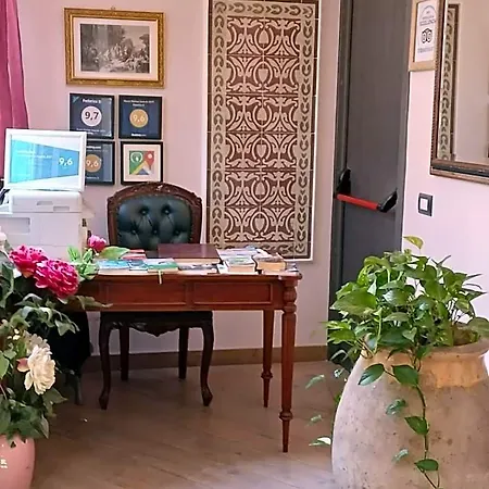Federico Ii Bed & Breakfast Napels