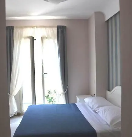 Federico Ii 4*